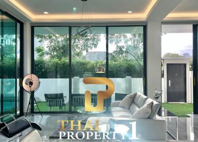 New Modern 4 Bedroom Pool Villa In Jomtien