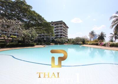 Town House, 3 Bed, 440 sq. m., 250 m from the beach Baan Amphur