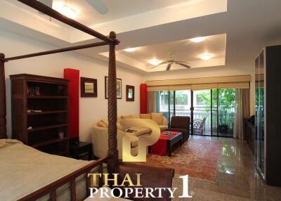 Town House, 3 Bed, 440 sq. m., 250 m from the beach Baan Amphur