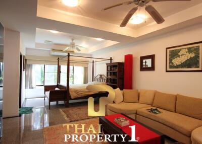 Town House, 3 Bed, 440 sq. m., 250 m from the beach Baan Amphur