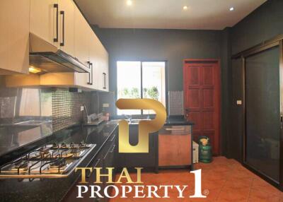 Spectacular Pool Villa In The Heart Of Jomtien - ONLY 500 Meters From The Sea!