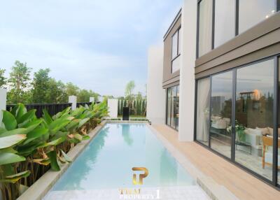 New Luxury Resort Concept Pool Villa - Highland Park  Pattaya