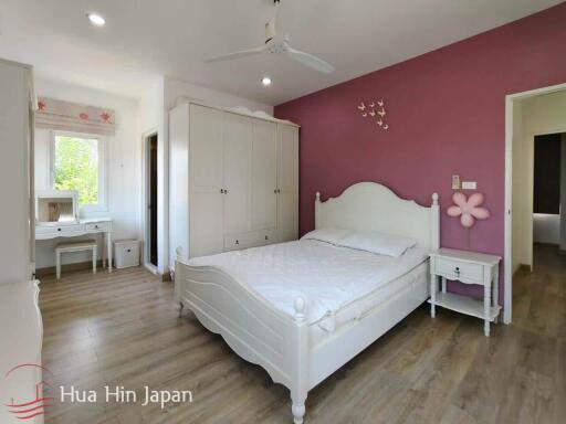 Modern 2 Story House on Soi 70 very close to Hua Hin centre for Sale