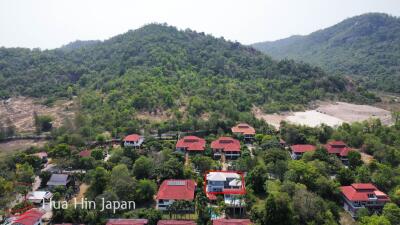 Modern 2 Story House on Soi 70 very close to Hua Hin centre for Sale