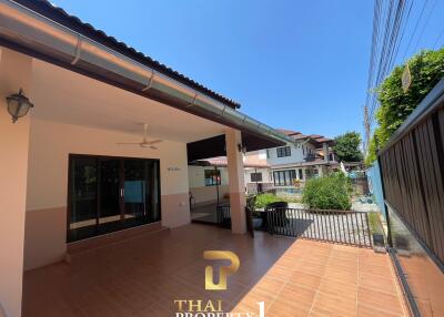 Unique Property 5 Bed just of Sukomvith Baan Amphur