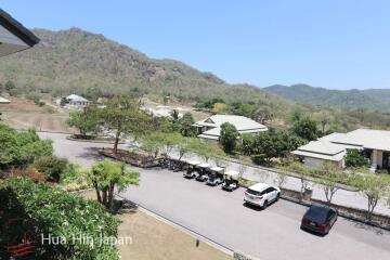 2 Bedroom Unit right on Black Mountain golf course condo for sale Hua Hin (1 x golf membership included)