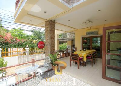 5 Bedroom House With Restaurant For Sale - Hua Hin Soi 88