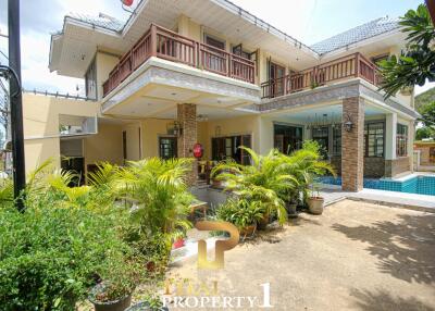 5 Bedroom House With Restaurant For Sale - Hua Hin Soi 88