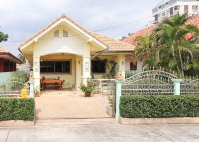 House near Hua Hin Airport for sale