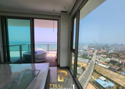 Pattaya Side - New 2 Bed Condo With Jacuzzi At The Riviera Ocean Drive