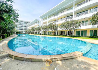 Large Beach Condo In Town - Baan Sae Chuan Hua Hin