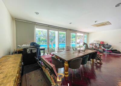 Large Beach Condo In Town - Baan Sae Chuan Hua Hin