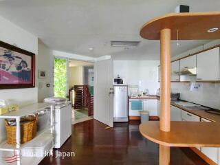 3 Bedroom Unit In Adamas Beachfront Condominium In The Centre Of Khao Takiab, Hua Hin For Sale (Unfurnished)