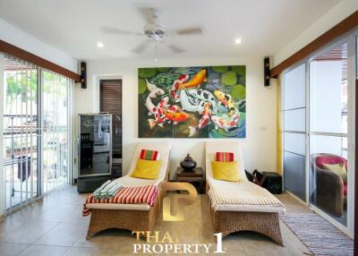 Large 2 storey Pool Villa centrally located Hua Hin South