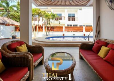 Large 2 storey Pool Villa centrally located Hua Hin South