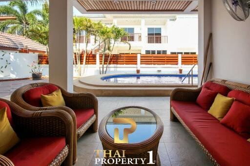 Large 2 storey Pool Villa centrally located Hua Hin South