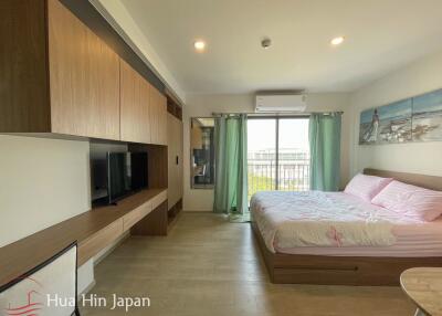 Studio Room inside Popular La Casita Luxurious Condo in Hua Hin Centre for Sale (Completed, Furnished)