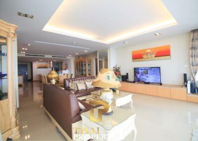 Panoramic Sea View Large 3 Bed Unit At La Royal Beach - Na Jomtien