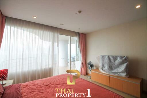 Panoramic Sea View Large 3 Bed Unit At La Royal Beach - Na Jomtien