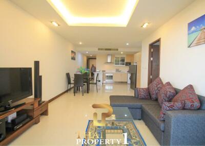 Modern 2 Bedroom Condo La Royale Beach - Na Jomtien