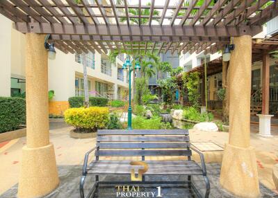 Beautifully Fitted & Furnished Studio Unit For Sale At Hin Nam Sai Suay condominium - Hua Hin Soi 7