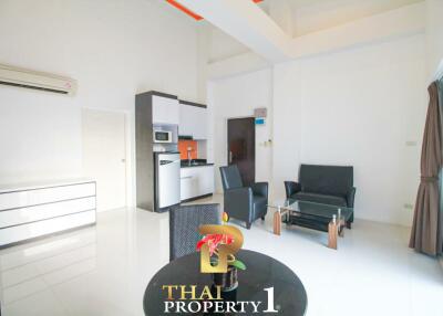 Large 1 Bed Unit on Top Floor - Pratamnak