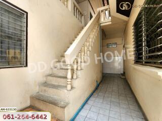 Entrance stairway and hallway