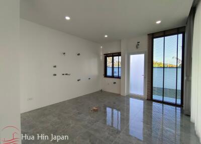 Brand new 4 Bedroom Villas on large land plot near Black Mountain and Hua Hin International School