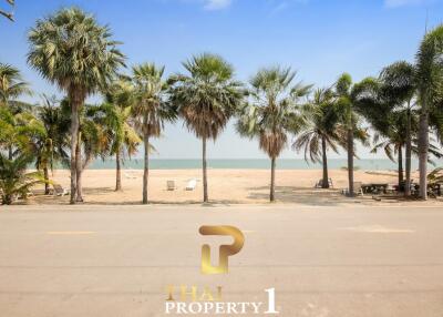 Direct Pool Access - Large Studio Unit At The Beach palace - Cha Am