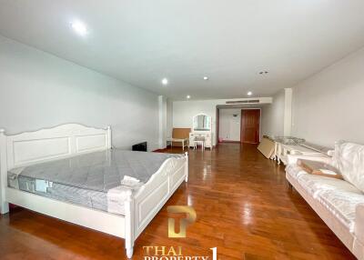 Direct Pool Access - Large Studio Unit At The Beach palace - Cha Am