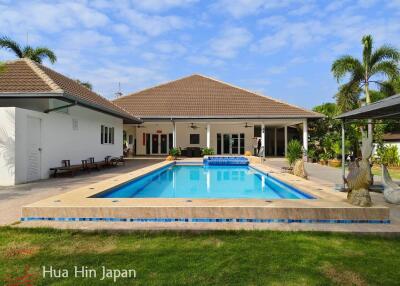 Spacious 4 Bedroom Pool Villa on the Large Land Near Palm Hills Golf