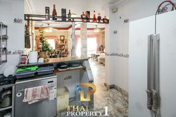 Great Deal! House with cafe  for sale in Bangsaray