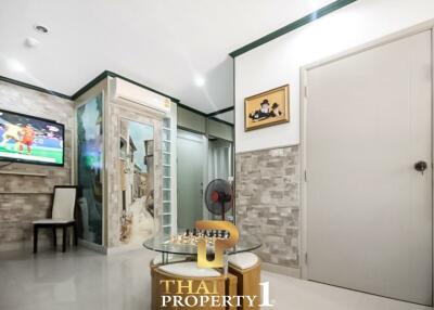 2 Bed Ground Floor Unit With Pool Access - Jomtien Beach Road