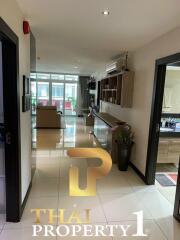 Corner 2 Bedroom Unit For Sale At Siam Royal Ocean View - Pratamnak