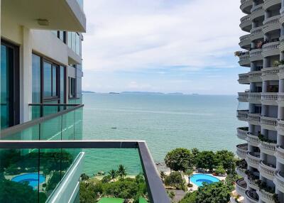 Wong Amat Tower - Studio Unit With Great View