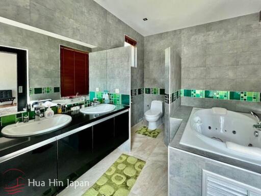 Modern Design Executive Pool Villa for Sale in Prestigious Baan Ing Phu Project near Black Mountain Golf Hua Hin