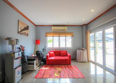 Exceptional 3 Bedroom Pool Villa For Sale - Soi Hua Hin 6