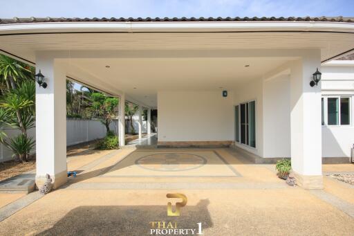 220 ตรม., 3 ห้องนอน, 3 ห้องน้ำ บ้าน ราคา ฿ 6,950,000