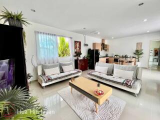 Location, Location, Location!  3 Bedroom Pool Villa close to BLUPORT for Sale in Hua Hin