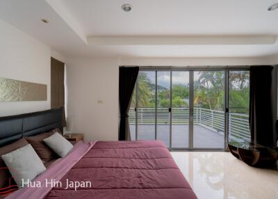 4 Bedroom Contemporary Design on Course Pool Villa at Palm Hills Golf for Sale