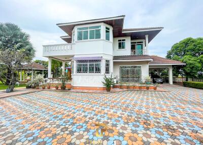 2 Storey House On Over 1 Rai Land For Sale - Beach Side Cha Am