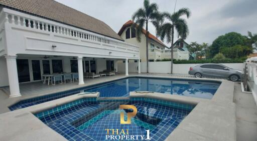 Newly renovated 3 bed pool villa Pattaya