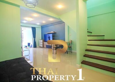 Renoveted 2/3 Bedroom Townhouse For Sale - East Pattaya