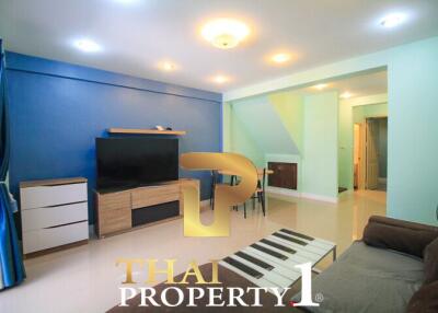 Renoveted 2/3 Bedroom Townhouse For Sale - East Pattaya