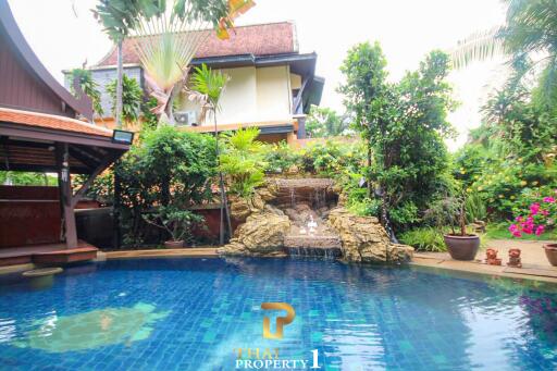 Luxury 3 Bedroom Pool Villa At Dharawadi Village - Na Jomtien