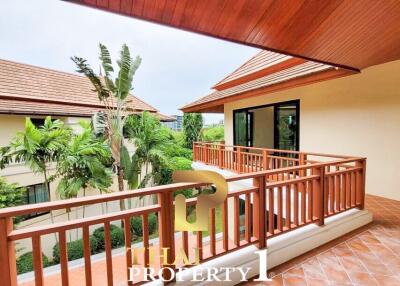 4 Bedroom Pool Villa For Sale 200 Meters From Bangsaray Beach