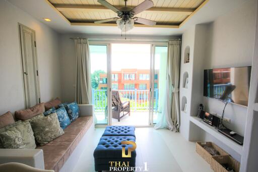 Top Floor Sea View Unit At Beach Front Chelona Khao Tao