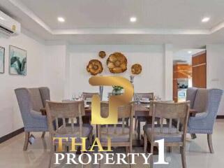 Large 5 Bedroom Pool Villa In Central Jomtien - ONLY 800 Meter To Beach