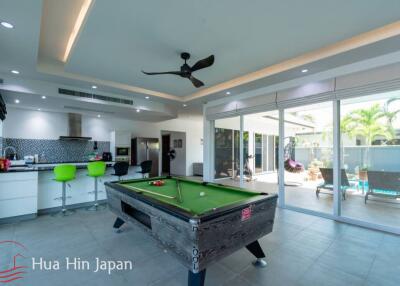 Modern 3 Bed Pool Villa inside Alamanda project