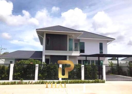 New Luxury Two-Storey House with Private Pool at Green Field Villa 6